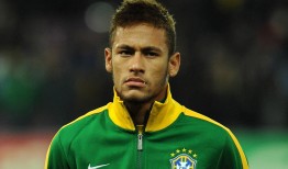 足彩网：状态强势复苏！麦凯恩轰下赛季新高20分，连续三场得分上双助球队告捷