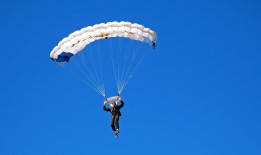 【中国足彩竞彩网】伊万一期名单出炉，稳健开局，老将落选引热议