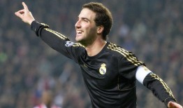 【体育足彩网】霸气宣言！海港门神誓言年年争冠，红魔崛起之战胜申花成转折点