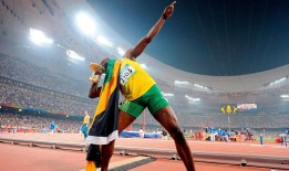 体育足彩网：日本足协公布10月国家队名单，远藤航领衔阵容，三笘薰缺席，中村敬斗首次入选